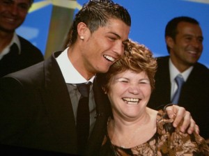 cristiano_ronaldo_madre