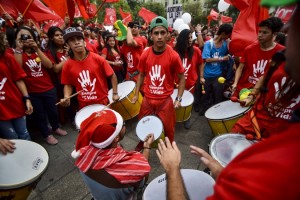 Organización "Siempre por la Vida" realizo una manifestación frente al palacio de la Moneda