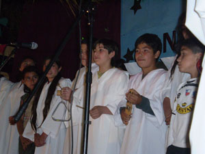 Coro de Villancicos en Parroquia de La Pintana.